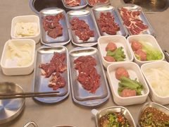 -张哞哞·鲜切牛肉自助火锅(高德置地店)