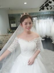 -雪莉美妆婚纱馆
