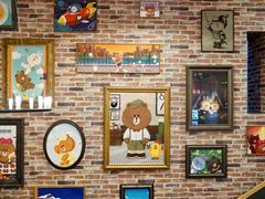 -LINE FRIENDS Garosu-gil Flagship Store
