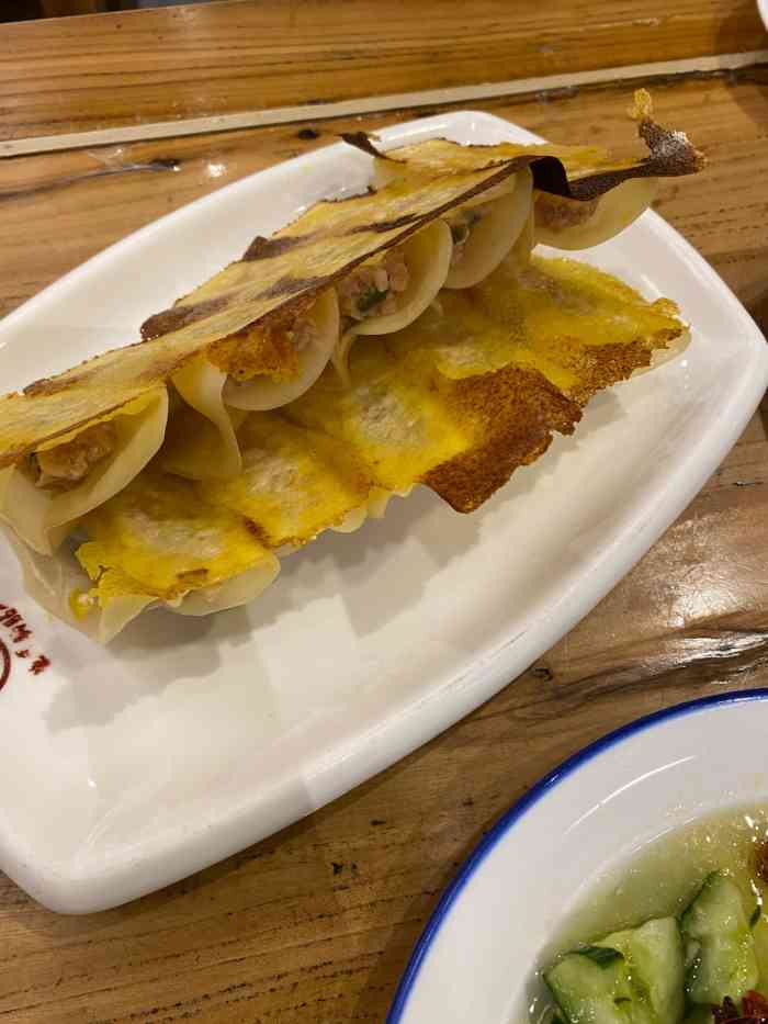 海荣锅贴馆(momopark店)-"海荣锅贴在西安也算是老牌子了,一直没机会.