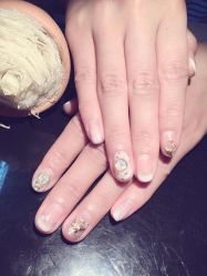 -EMILY艾枚莉美甲美睫·美颜·现磨咖啡