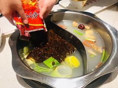 鸳鸯锅底-袁记串串香(南区店)