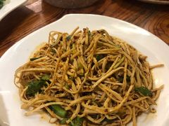 -滇香肴·云南菜蒸汽石锅鱼(云南北路店)