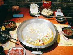 -谭鸭血老火锅(龙湖宝山天街店)