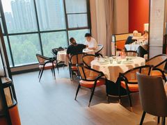 -鸽子侯·家宴·平价海鲜(绿地店)