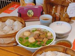 -馋三尺蟹粉小笼(人民广场店)