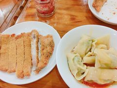 -潘国仙耳光馄饨(黄家阙路店)