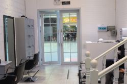 点击看大图 -SIX Hair Consultant