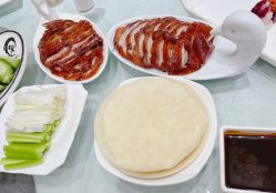 -鑫淼餐饮娱乐中心(江东街店)