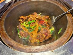 -山河屯铁锅炖·非遗东北菜(南山店)