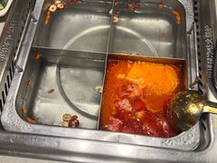 -海底捞火锅鲜切牛肉主题店(长寿路店)