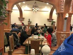 大堂-清真·玛丽亚新疆菜主题餐厅(浙江中路店)