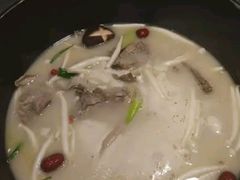 -三人行骨头王火锅(长寿店)