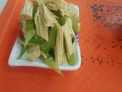 -陆元丰·兰州纯汤牛肉面(自强西路店)