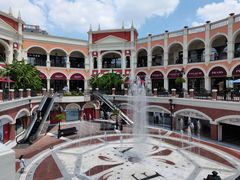 -佛罗伦萨小镇广佛名品奥特莱斯(疏港路店)