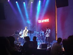 -TZ House音乐现场(来福士中心店)