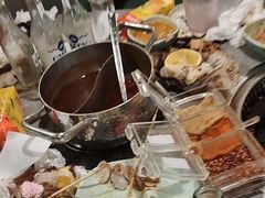 -金滏山烤肉·海鲜·火锅自助餐厅(襄阳万达店)