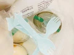 -蜜蜂小象·榴莲千层蛋糕(时代汇11栋店)