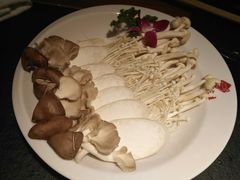 菌菇拼盘-味舵主不改良老火锅(杨舍老街店)