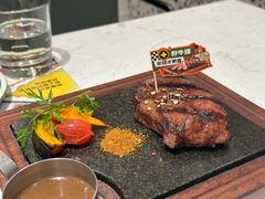 -西语炭烧牛排·西厨(滨湖万科里店)