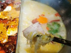 酸菜白肉锅-湊湊火锅·茶憩(上海合生汇店)