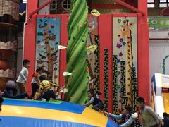 -蒙特利亲子乐园