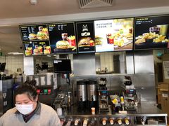 -麦当劳(展览路店)