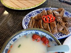 -天羽烤乳鸽店(财大家属院店)