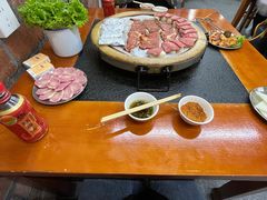 -老姐石板烧烤+铜炭火锅(总店)