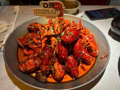 -巴厘龙虾·榜首油焖大虾(音乐学院·沿江酒馆店)