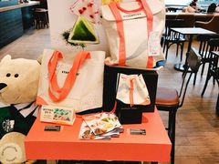 -星巴克臻选(成都环球乐天店)