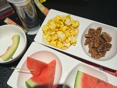 -辣尚瘾·烤鱼·新川菜(牡丹园直营店)