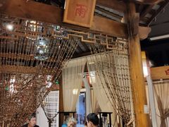 -万重锦·人文川菜馆(骡马市店)