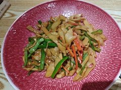 -叁煨蹄花·下饭盐帮菜(人民广场店)