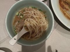 -静之湖湖畔餐厅