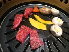 -炼火烤肉店
