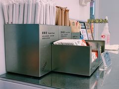 -喜茶(滨江宏岸店)