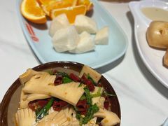 -何师傅美蛙鱼头(汉街店)