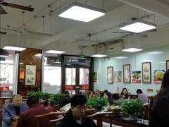 大堂-陈寔包子王·卤煮小肠·京味小吃(龙潭店)