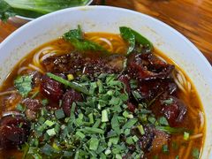 辣子鸡-越洋肖氏老米线(杨家坪店)