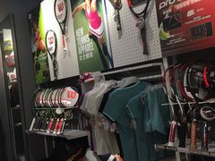 -YONEX苗江运动城(源深店)