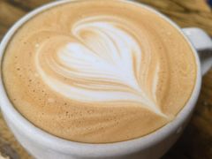 -Brut Eatery Wine Bar & Restaurant (建国东路店)