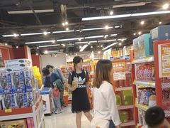 -好特卖HotMaxx(杭州滨江宝龙城店)