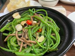 -贯贯吉·清真餐厅(浙江中路店)