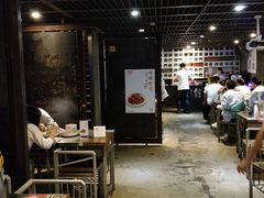 大堂-龙巢盱眙龙虾·牛蛙·烧烤宵夜(八卦岭店)