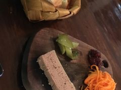 -羽深肉铺 Steak & Wine