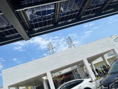 -平望服务区·停车场