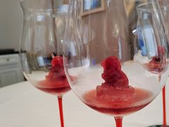 -品海楼·大连海胆锅贴馆(东港店)