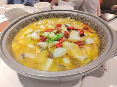 -渝是乎酸菜鱼(龙旗购物中心店)