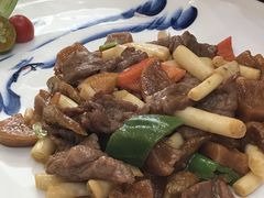 -东豪园林海鲜酒家(南港路辅路店)